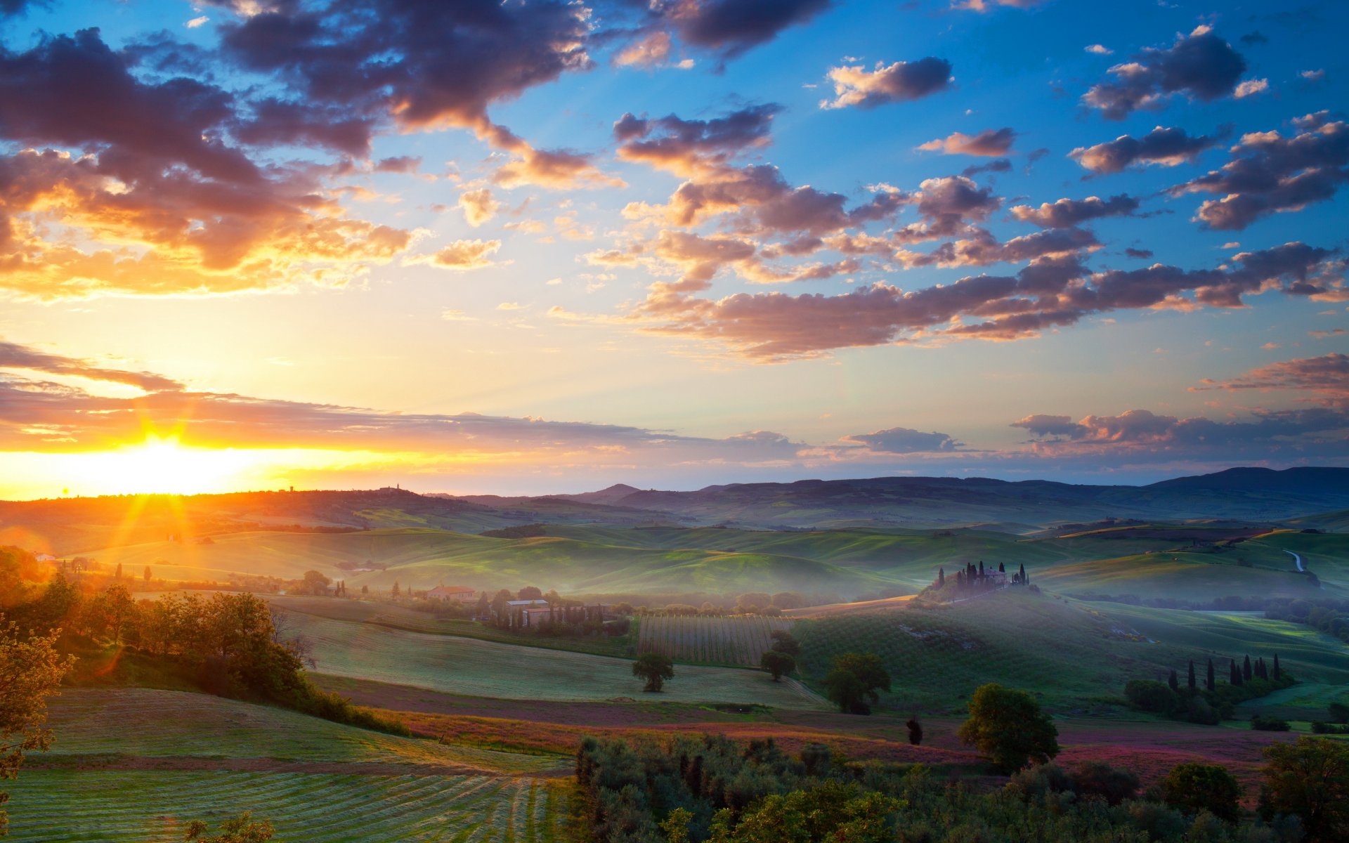 feld tal landschaft sonnenuntergang