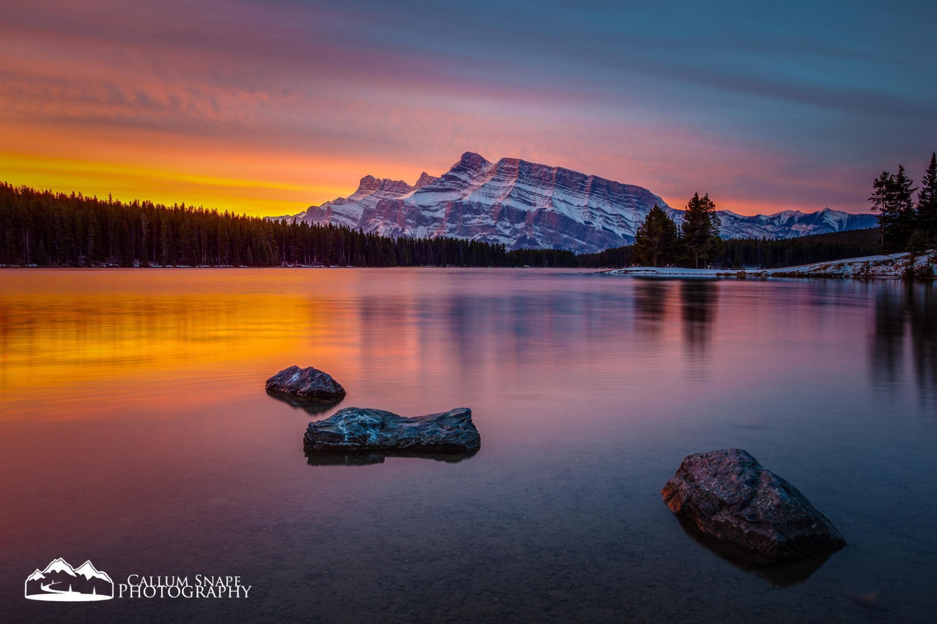 assiniboine provincial park colombie-britannique lac magog alberta montagnes lac nature neige forêt coucher de soleil