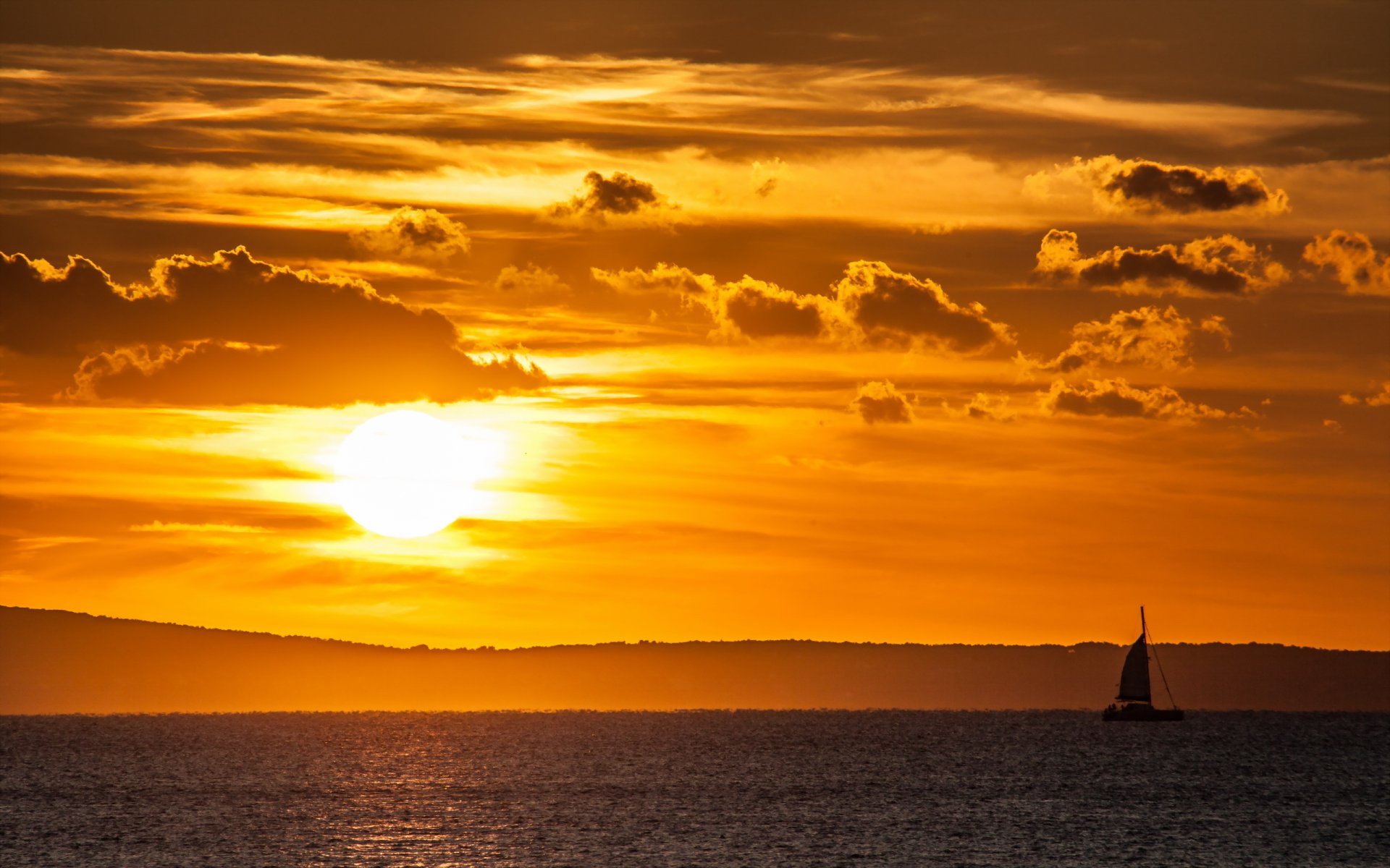 coucher de soleil lac bateau paysage