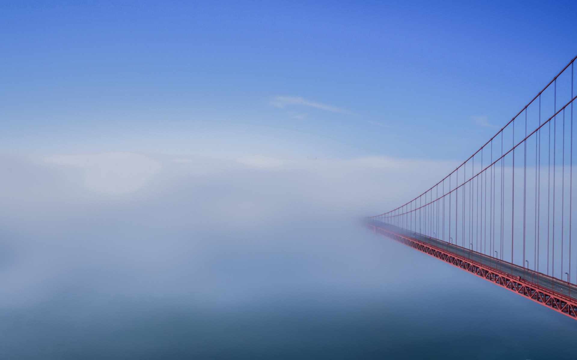 mattina nebbia ponte