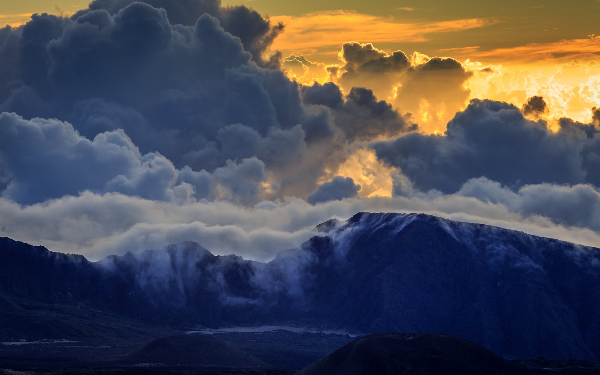 landscape mountain clouds haleakala maui