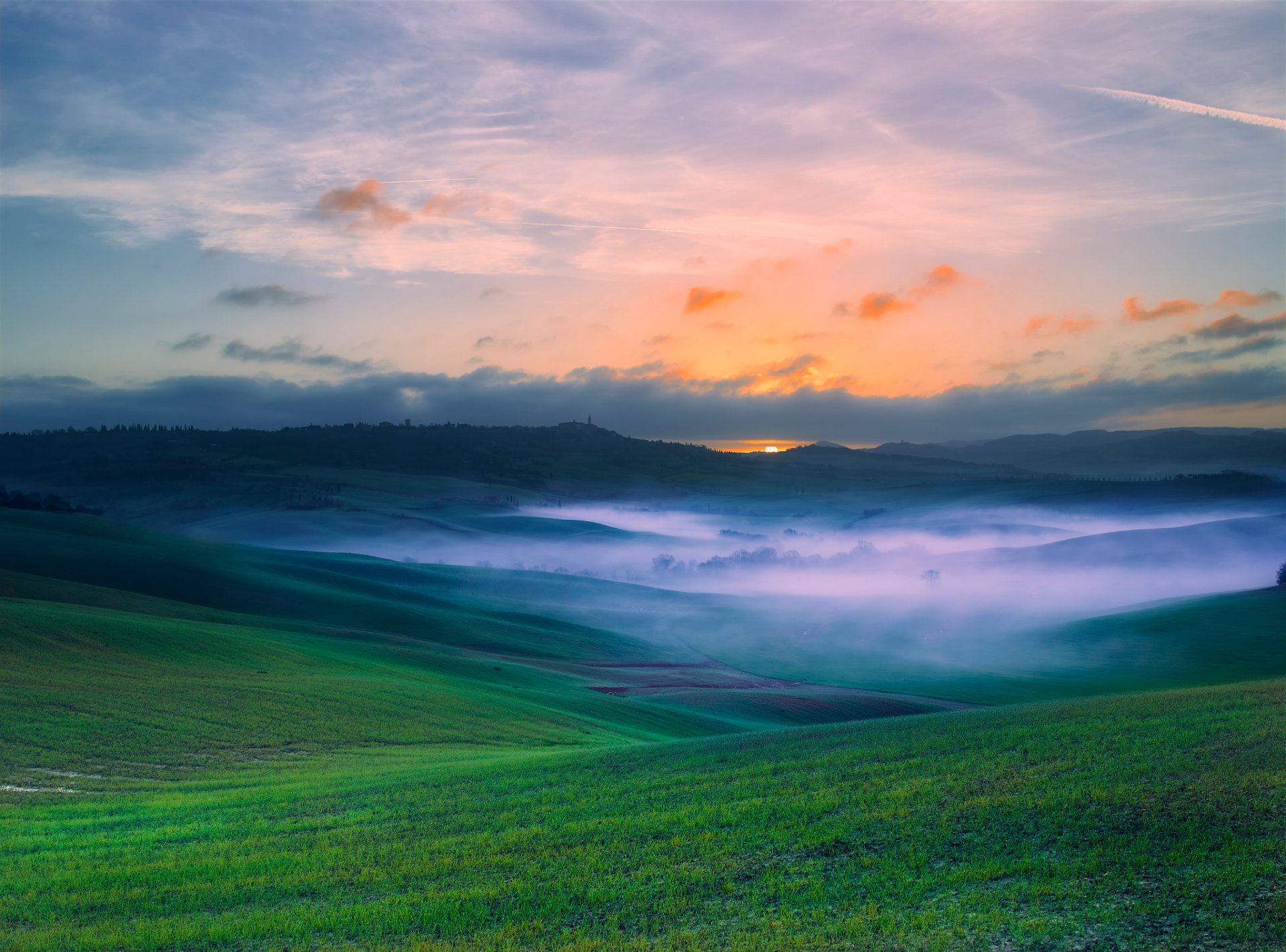 italien toskana tal feld nebel