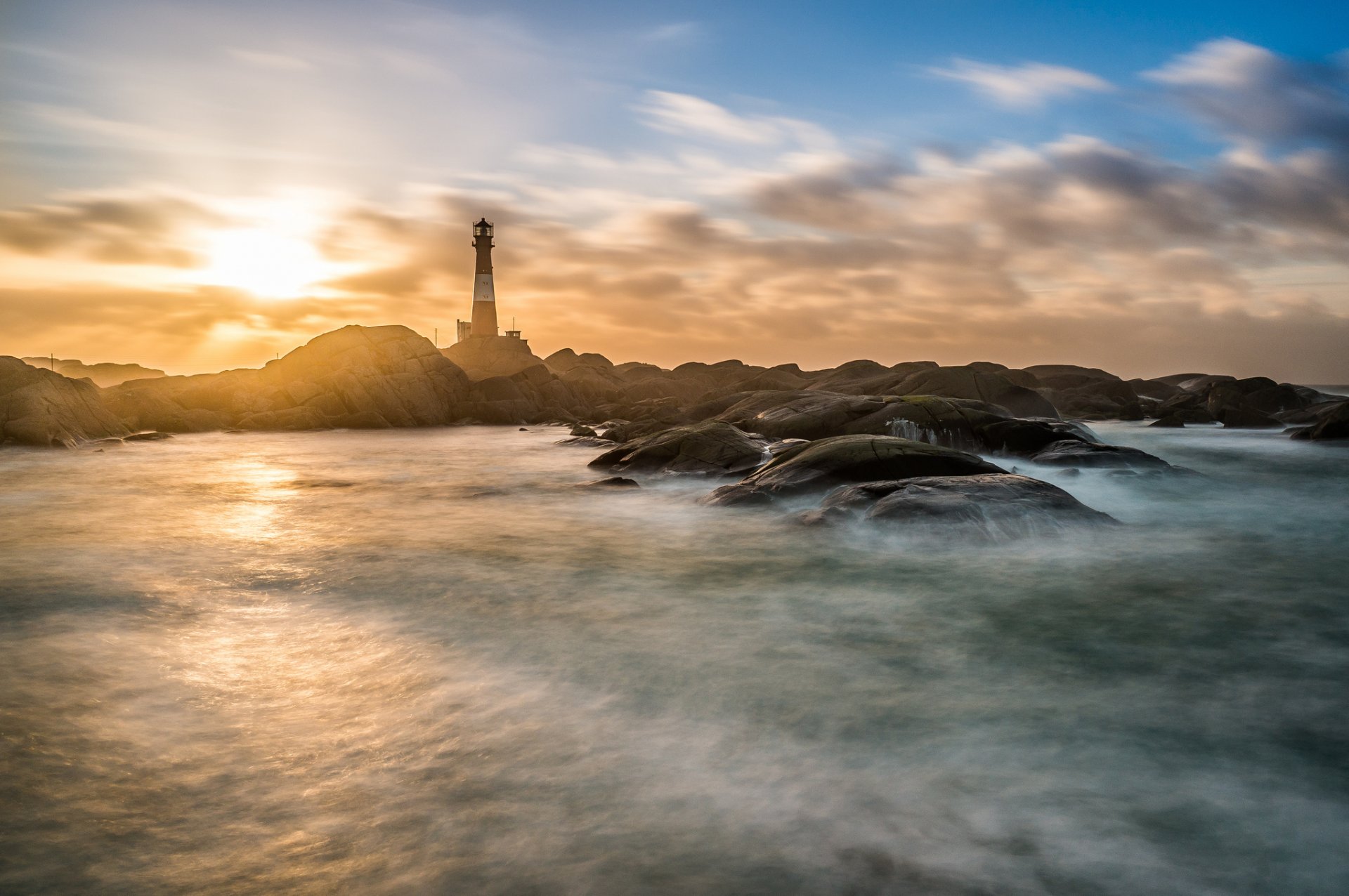 meer felsen leuchtturm