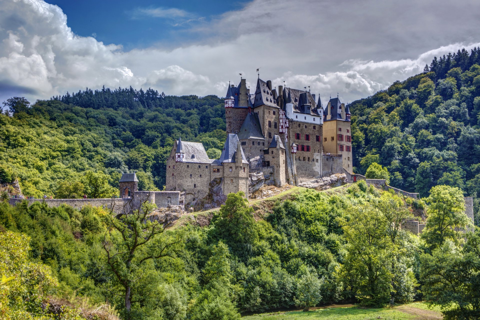 château d elz château d elz allemagne montagne forêt arbres