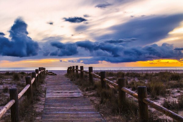 Nubes playas de Almería