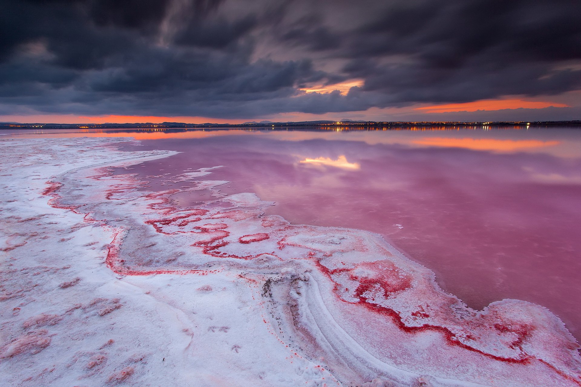 lago notte paesaggio