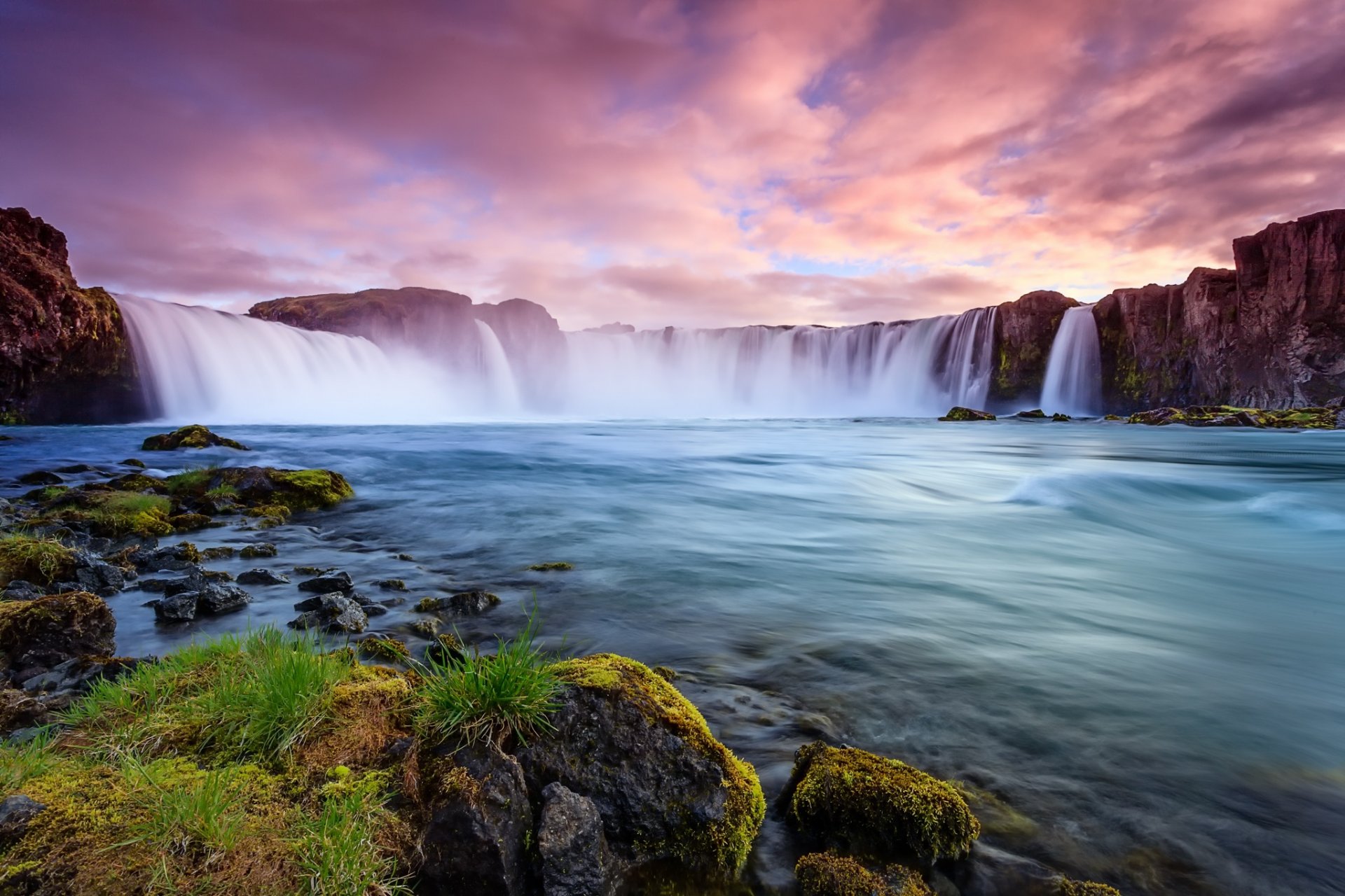 islandia wodospad rzeka strumień skały skały brzeg chmury natura krajobraz