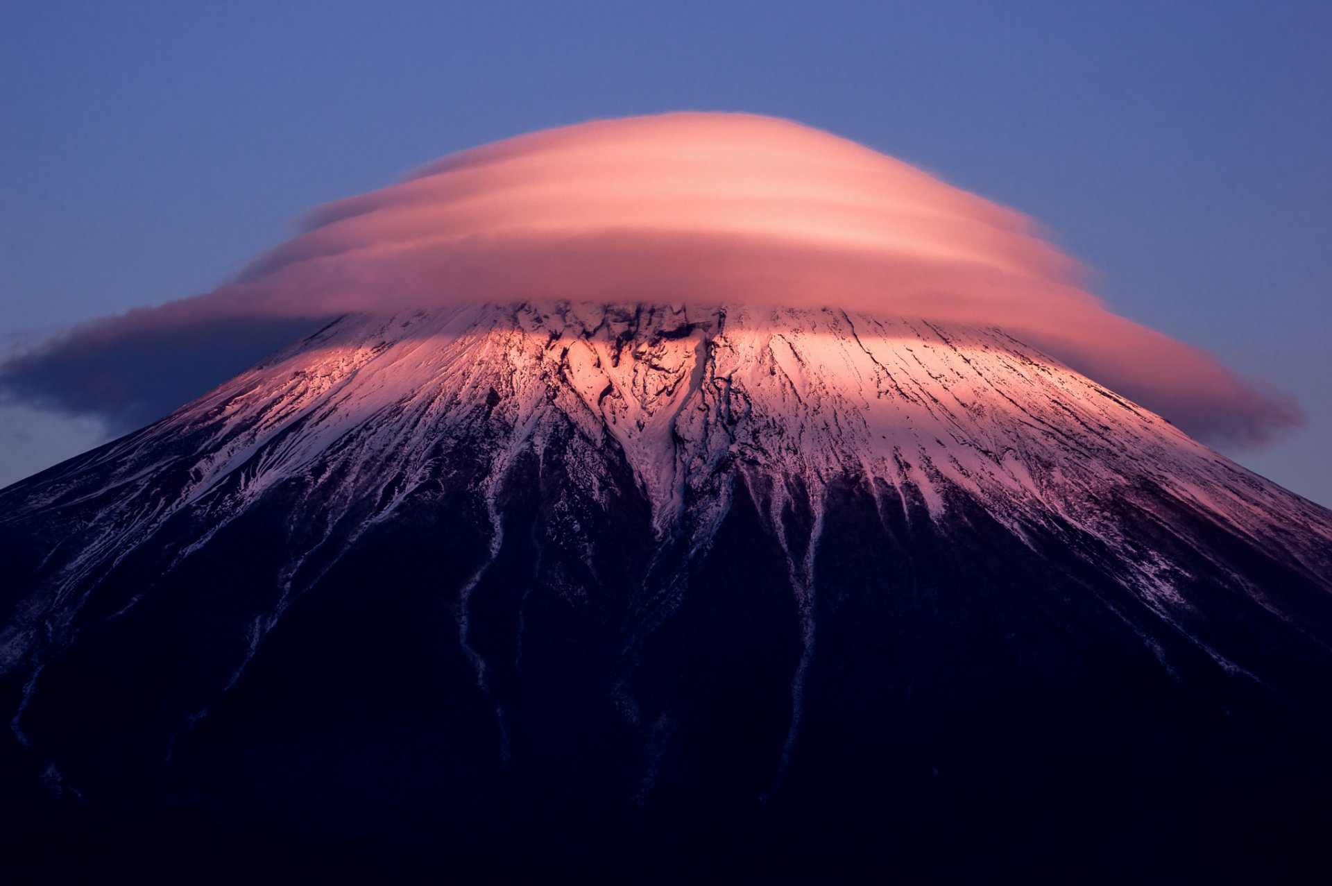 japan fuji fujiyama berg dunst wolke abend blau himmel