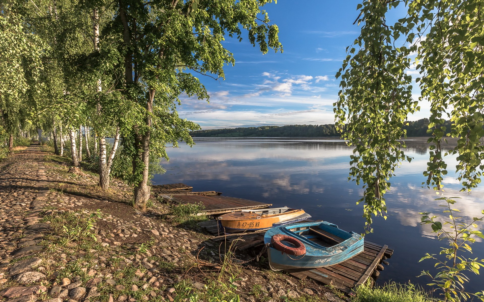 река лодки лето