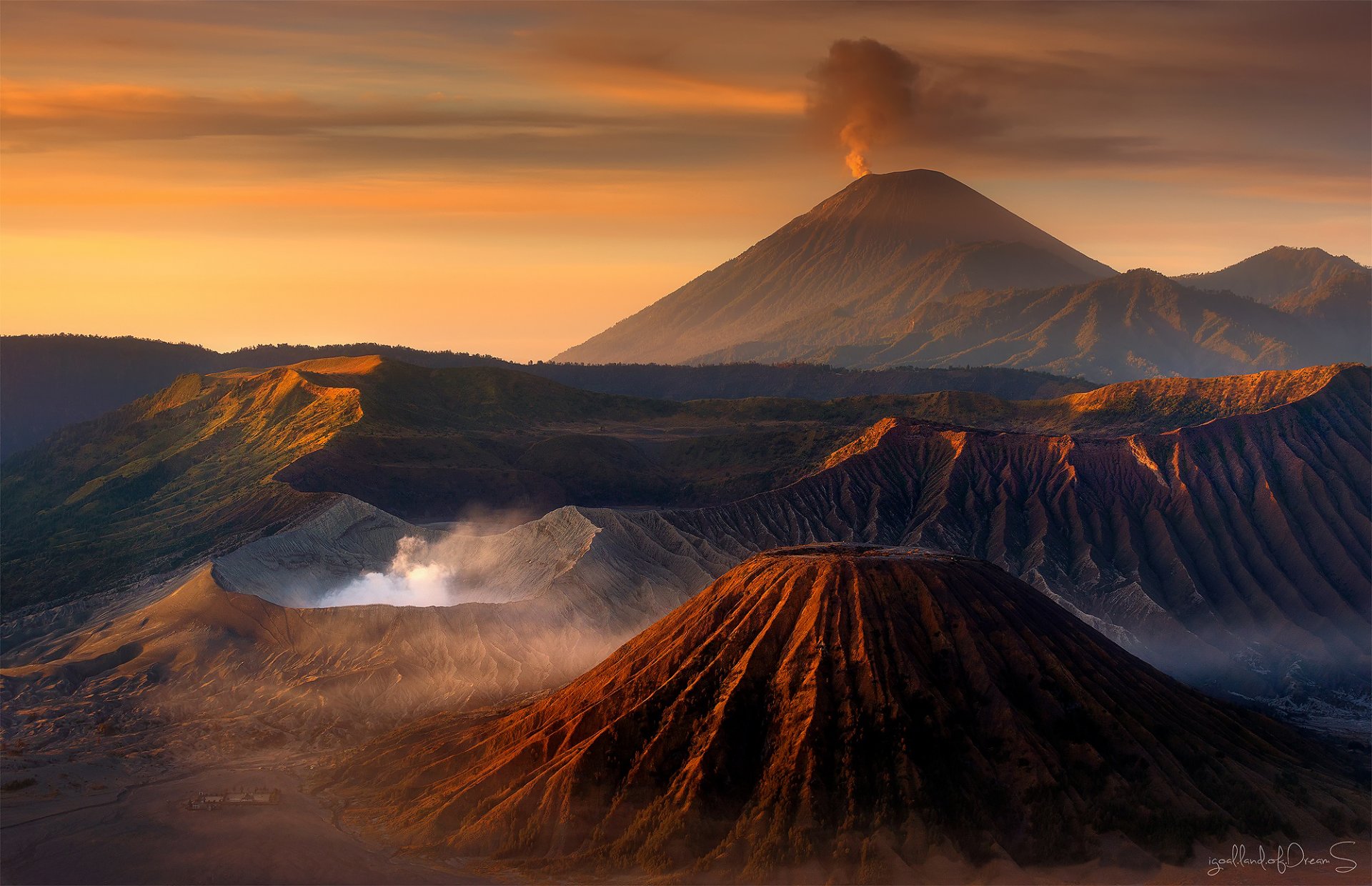 indonesia java complejo volcánico-caldera tengger tengger volcán activo bromo nubes cielo puesta del sol