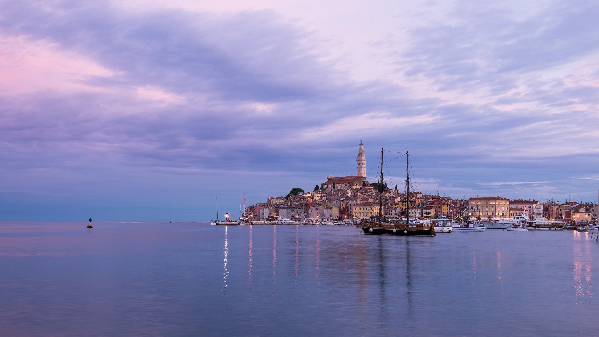 rovinj istrien kroatien adria yachten boote gebäude