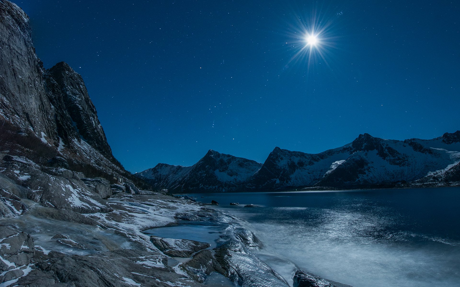 sera lago montagne rocce stelle chiaro di luna inverno