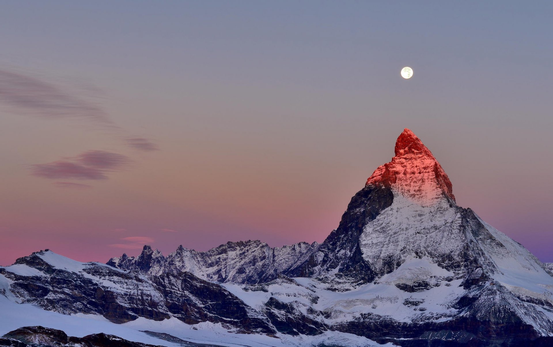 montagne alpes neige lune crépuscule pic sommet