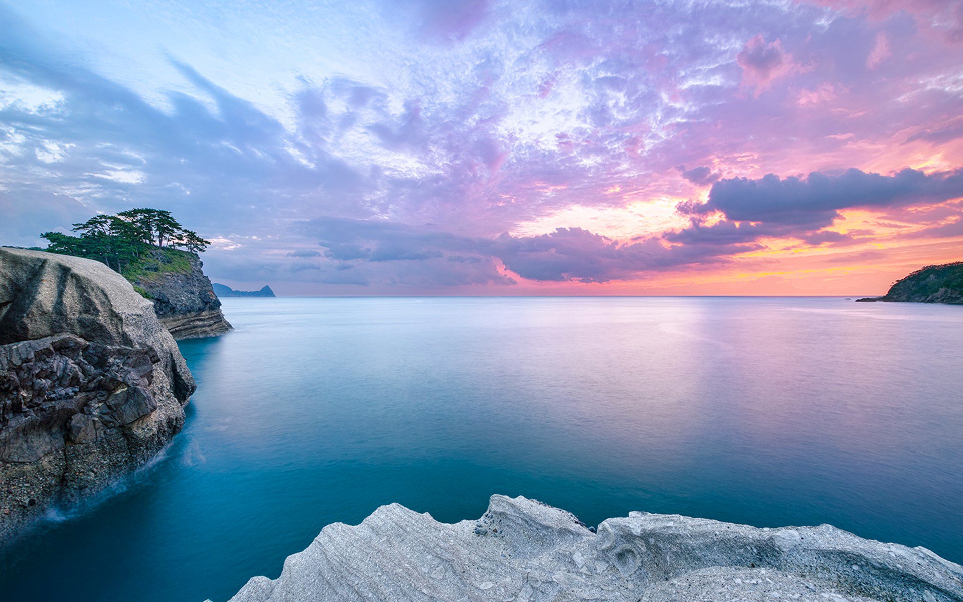 cielo nubes montañas rocas tarde árboles puesta de sol naturaleza