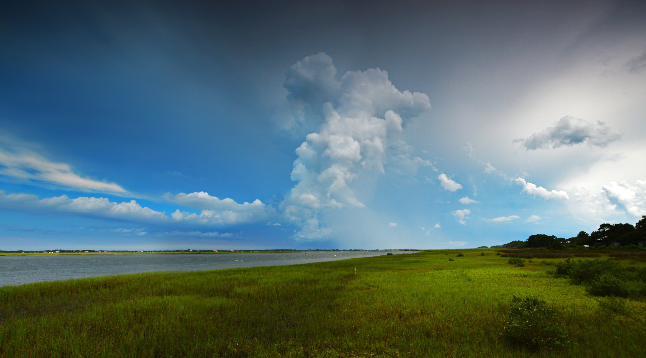 río hierba nubes