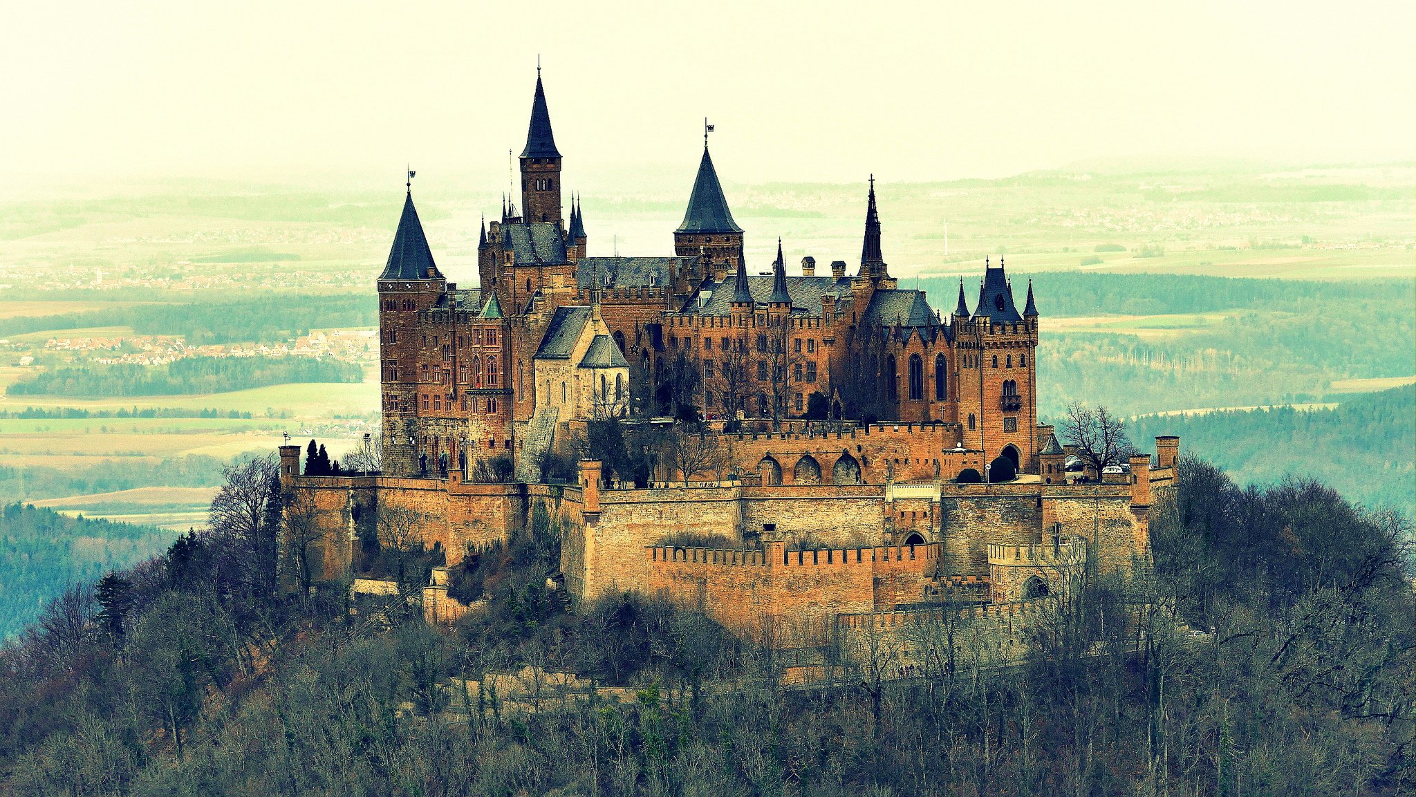 burg hohenzollern castello hohenzollern castello fortificato montagna germania natura paesaggio