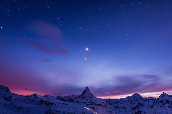 Gwiazdy nad górami Matterhorn