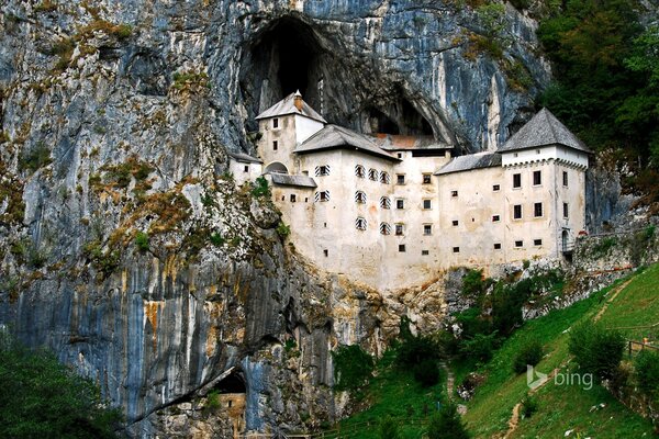 Castello di prejam nelle montagne in Slovenia