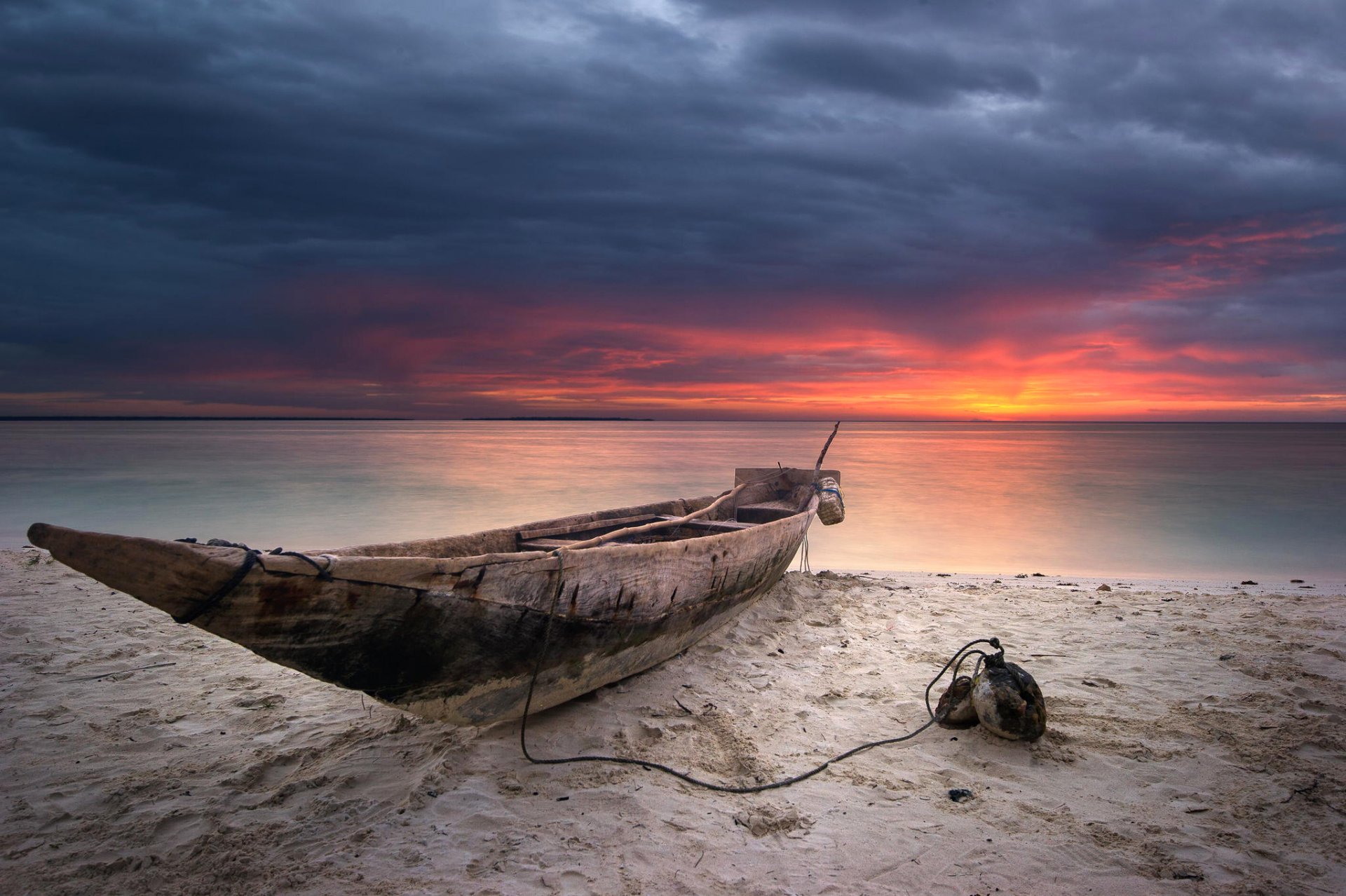 cielo nuvole tramonto mare riva sabbia barca