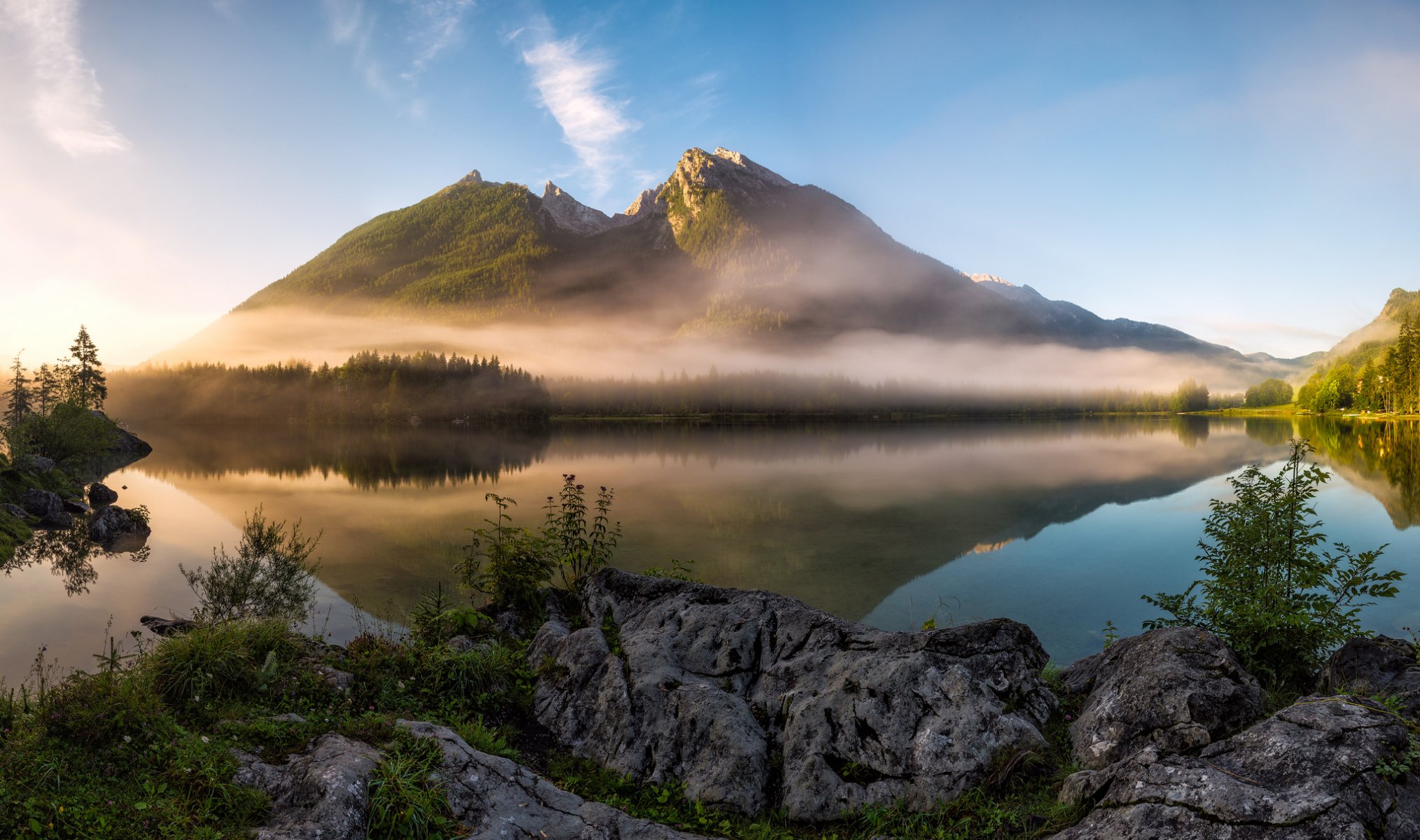 allemagne bavière alpes de berchtesgaden montagnes matin brouillard lac