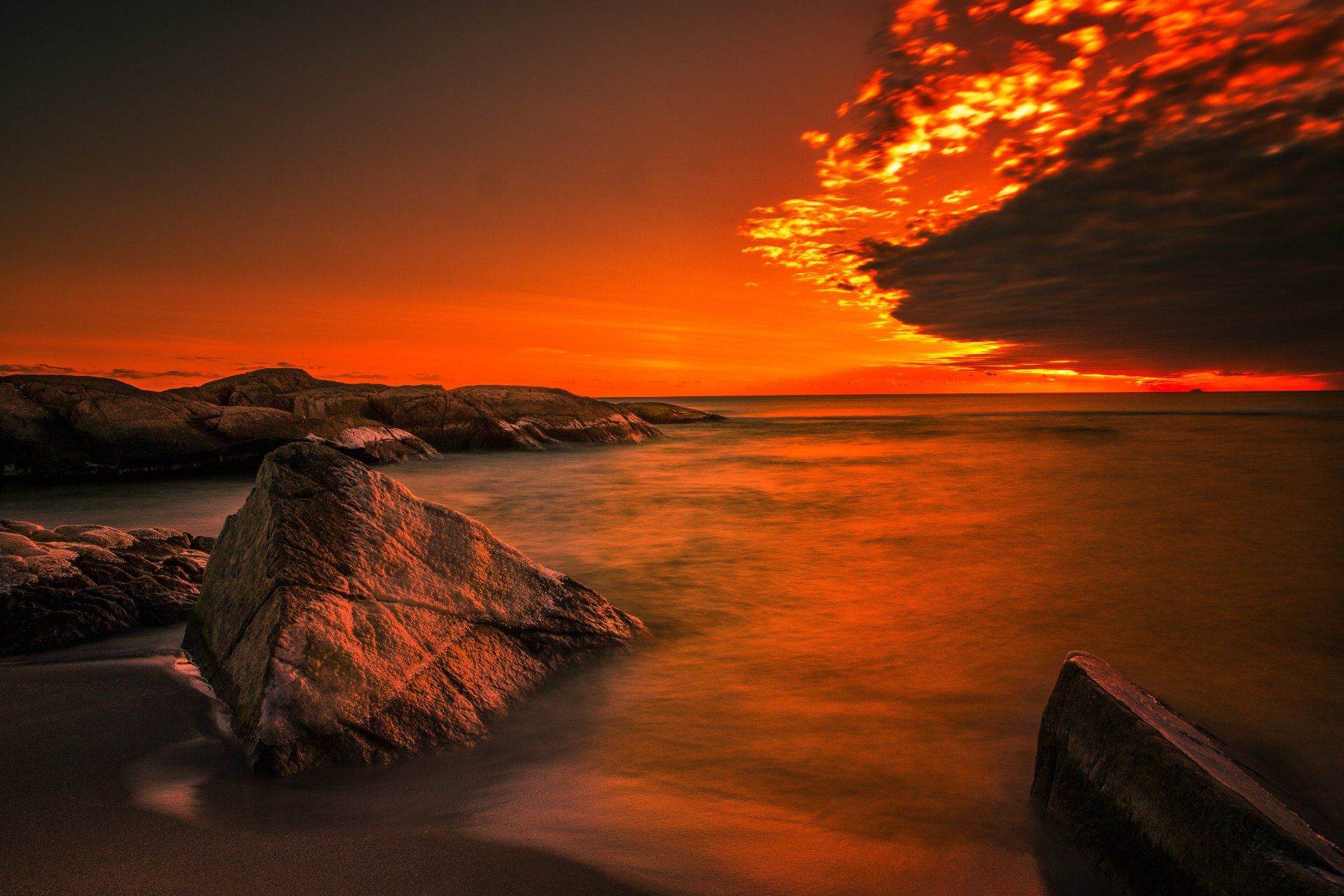 paisaje naturaleza océano amanecer horizonte piedras playa