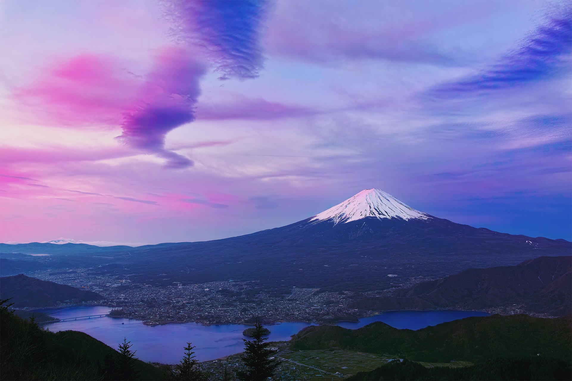 japon île de honshu stratovolcan montagne fujiyama 富士山 matin printemps avril