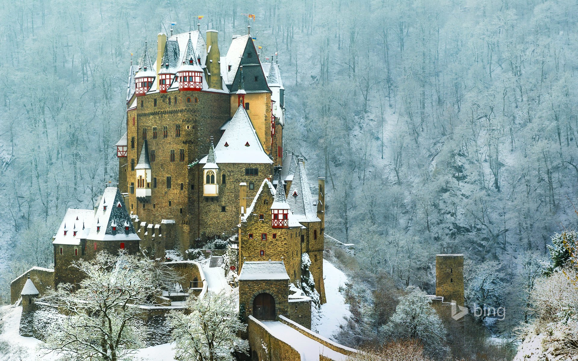 elz castello virschem germania montagne pendio foresta neve