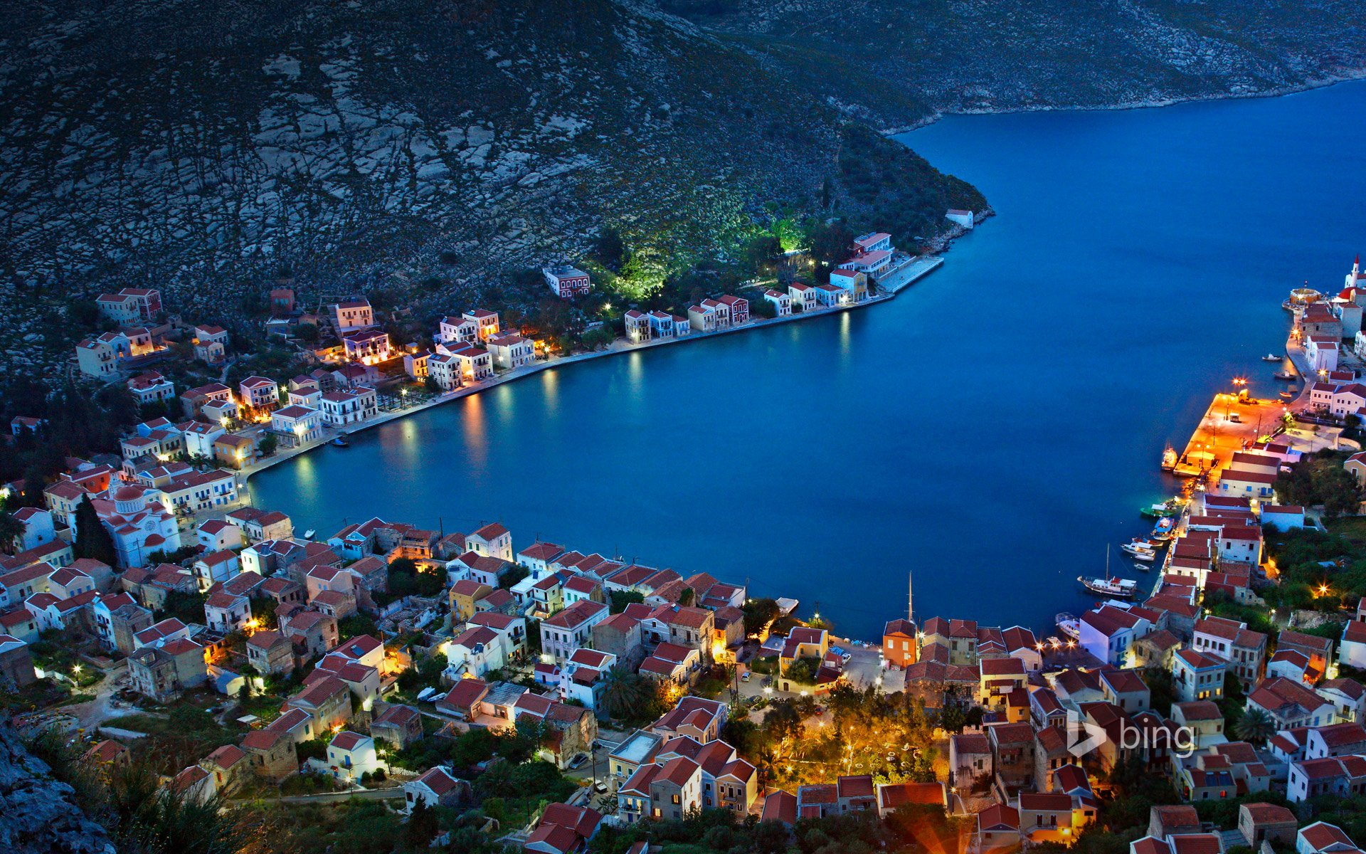 kastellorizo grecia isola villaggio case baia mare