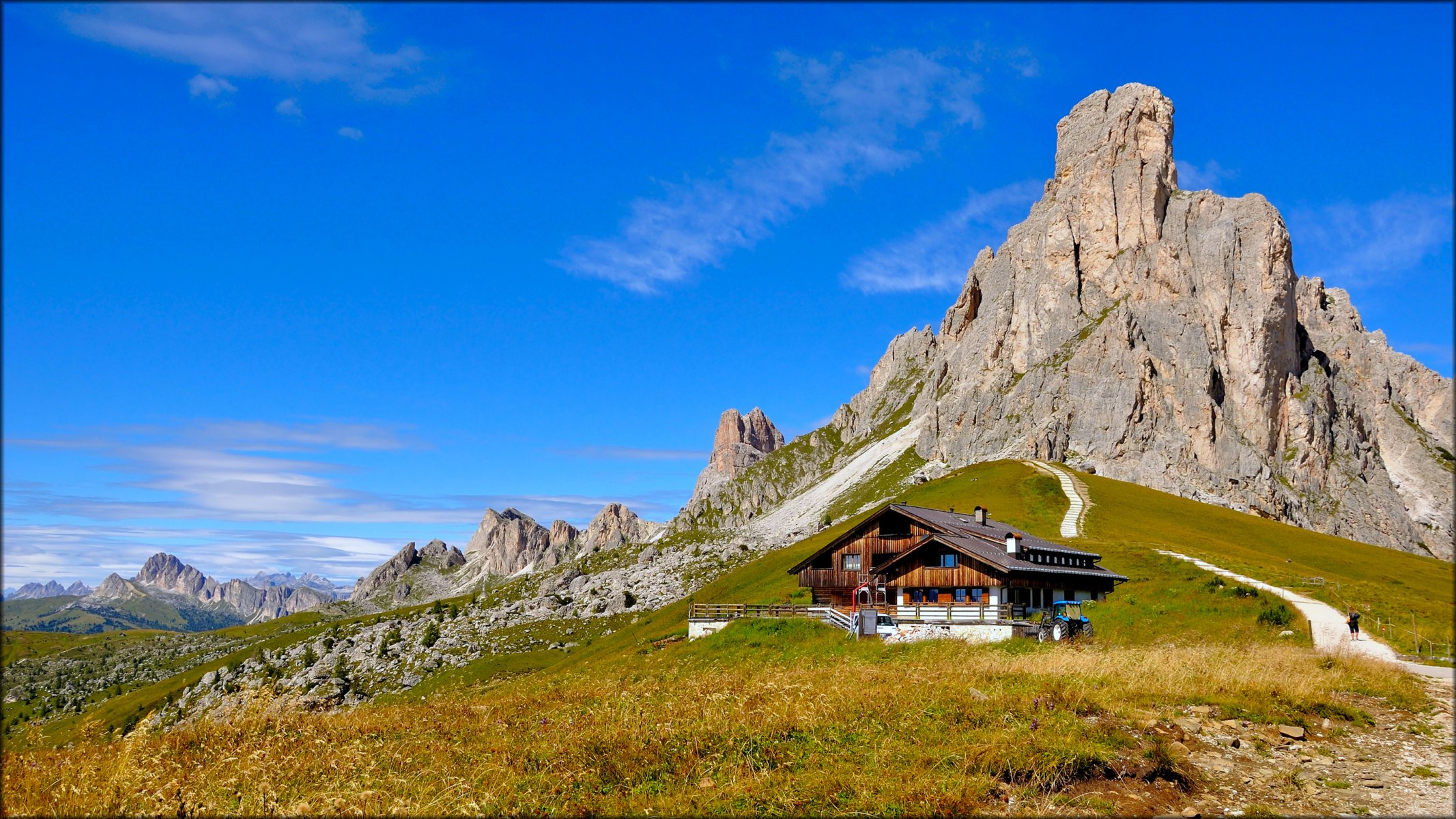 parco nazionale delle dolomiti bellunesi italien dolomiten himmel berge haus