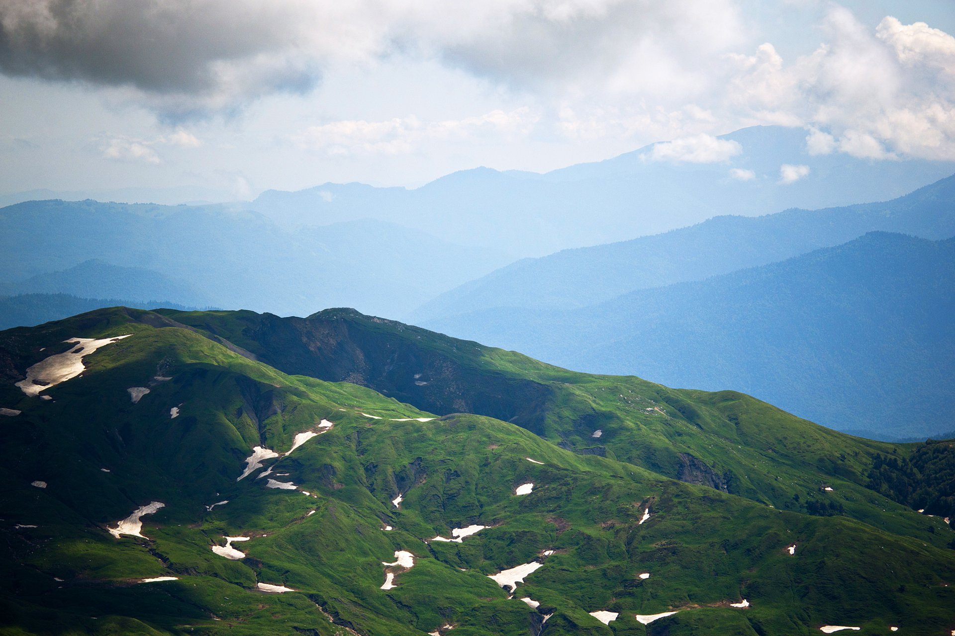 krajobraz góry rano lato adygea rosja kaukaz