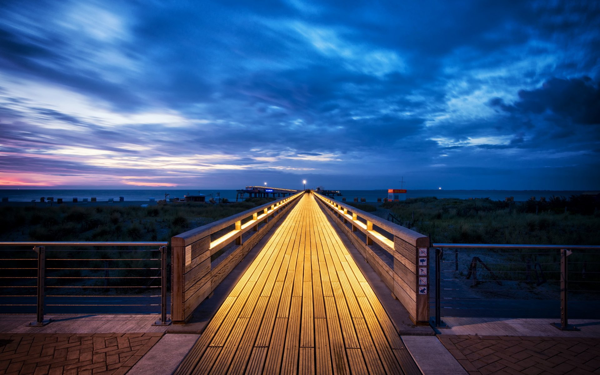 schleswig-holstein mar baltico germania paesaggio dopo il tramonto