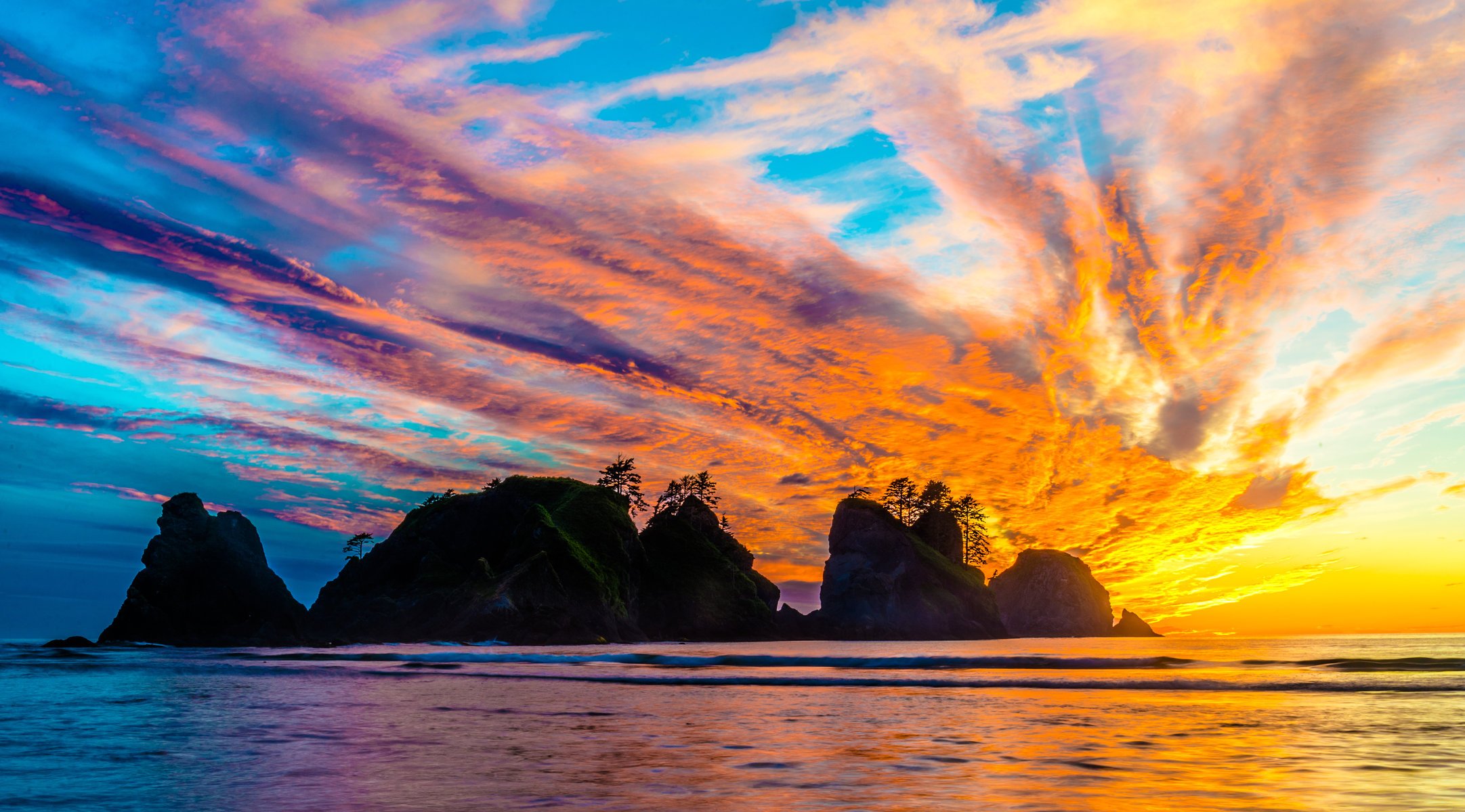 île sundawn nuages mer nature coloré