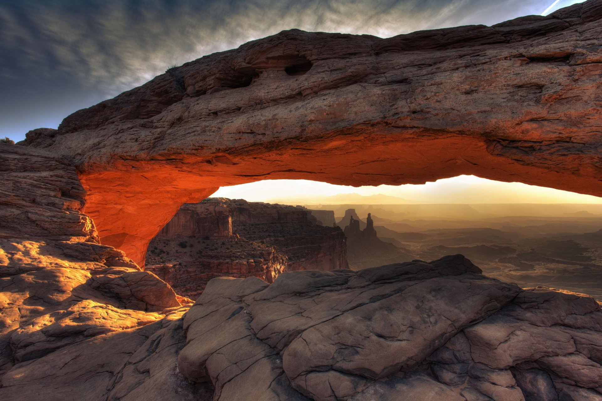 mesa arch canyonlands national park stato utah stati uniti canyon natura paesaggio montagna panorama america