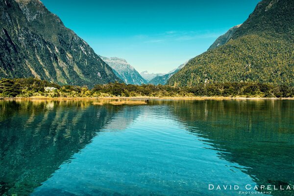 Landscape of New Zealand mountains and lakes