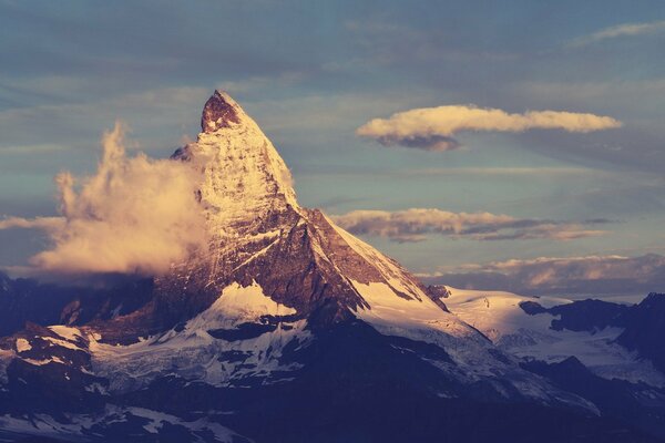 Pendiente de nieve Suiza Alpes