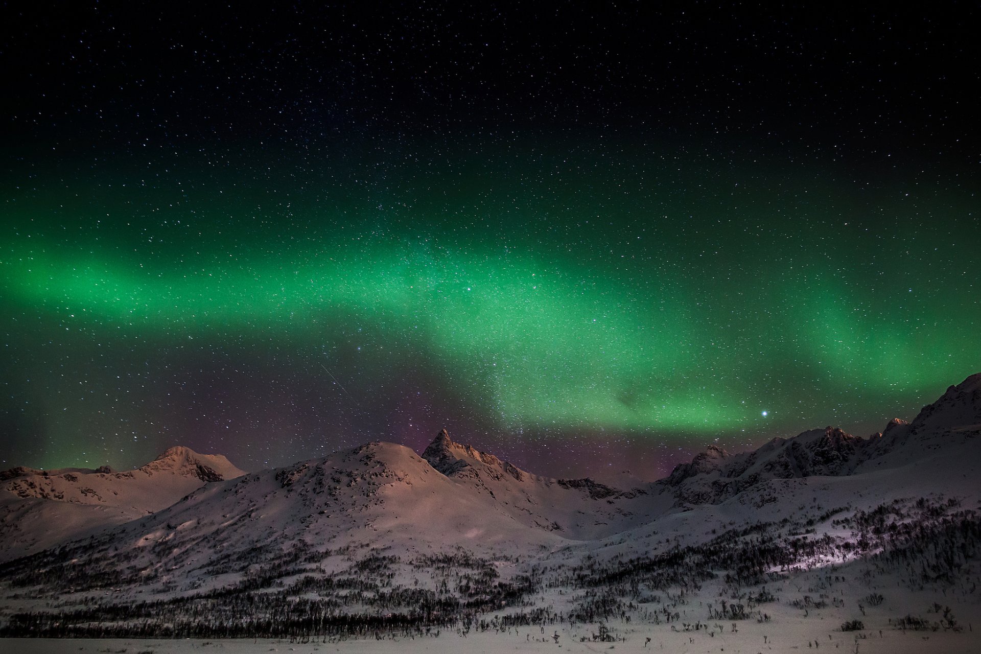montañas nieve invierno naturaleza cielo aurora boreal