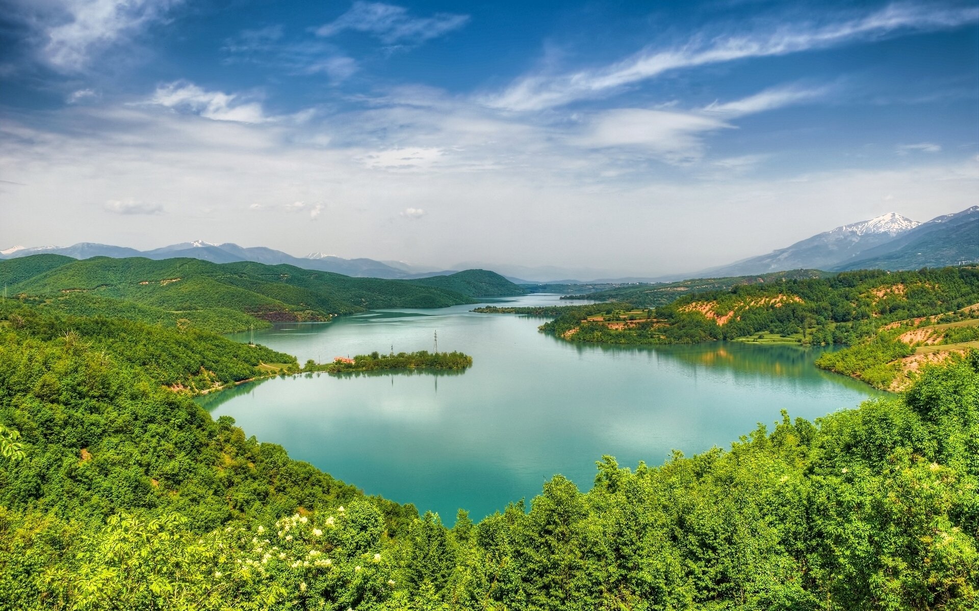lac debarsko macédoine lac debarsko montagnes forêt panorama