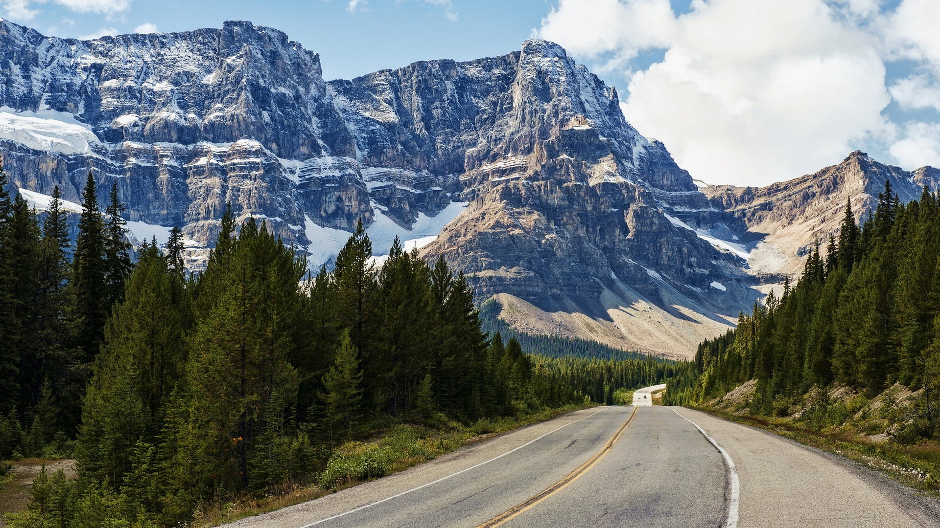 route montagnes paysage