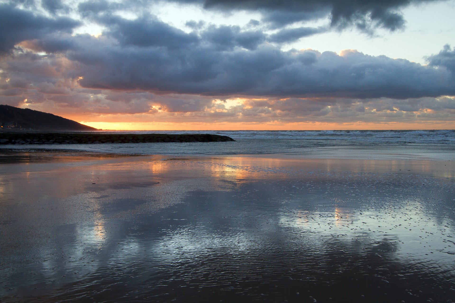 ea waves horizon sunset cloud