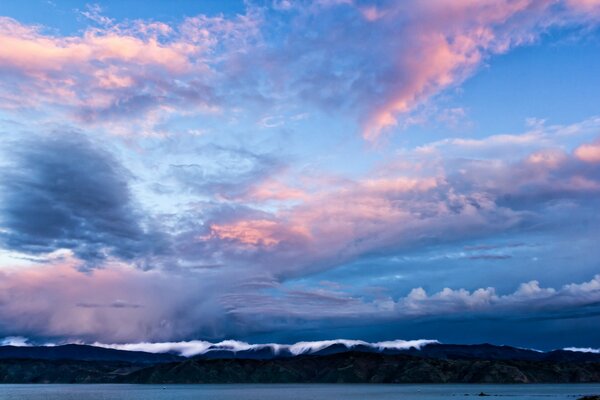 Sunset in the bay of New Zealand