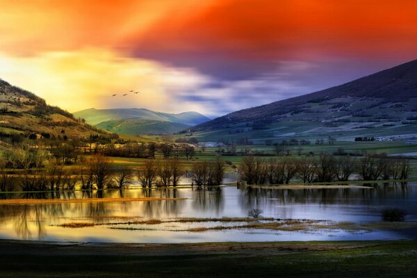 Fabuleux paysage de ciel dans les montagnes